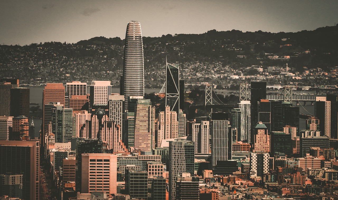 7分钟闪击，为那不勒斯自1989年以来意甲对尤文最快进球